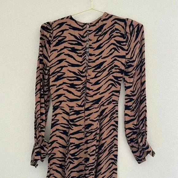 Reformation Creed Midi Dress - Picture 10 of 11